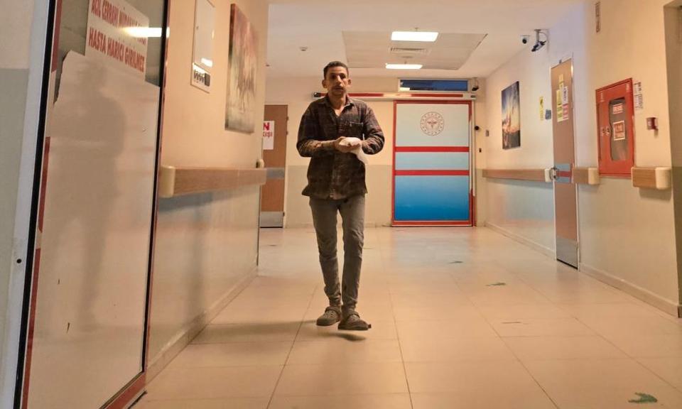 Fabrika işçinin parmakları koptu
