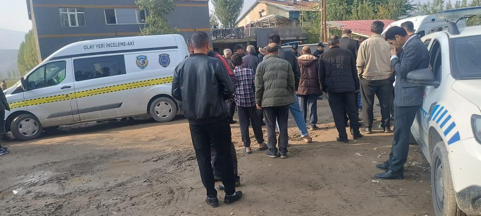 HASKÖY'DE TOPRAK KAVGASI KANLI BİTTİ: 1 ÖLÜ, 4 YARALI