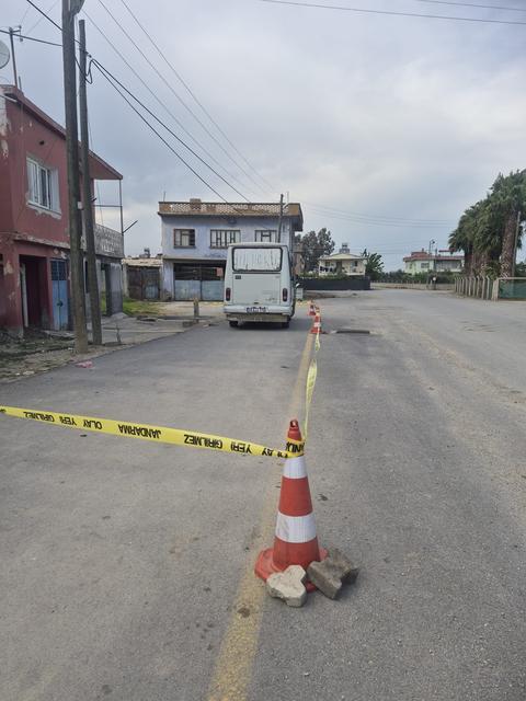 İki yaşındaki çocuk babasının kullandığı aracın altında ezilerek can verdi