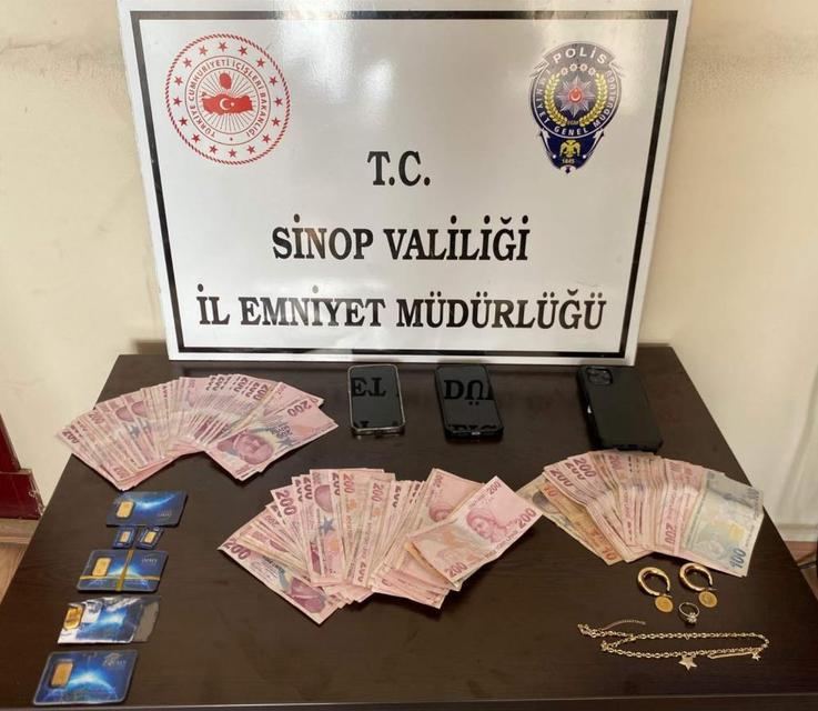 Sahte altın dolandırıcıları yakalandı