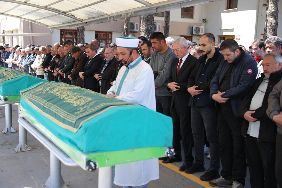 GAZETECİ ÖZDEMİR'İN ACI GÜNÜ
