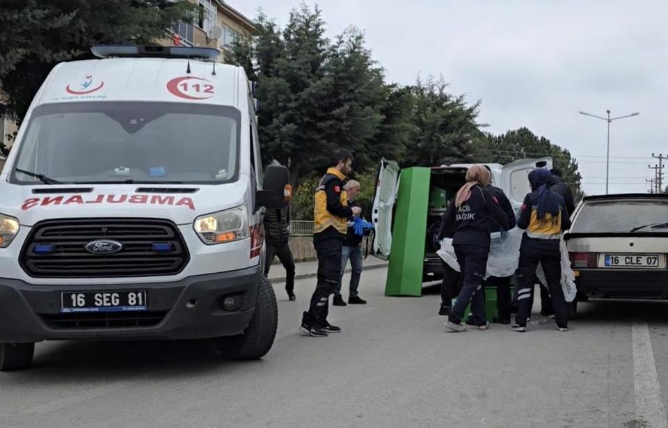 22 yaşındaki genç, park halindeki araçta ölü bulundu