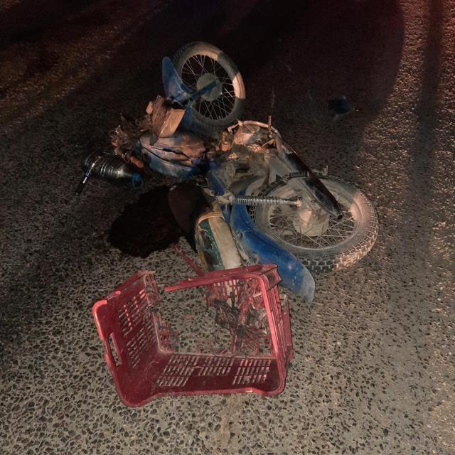 Otomobille motosiklet çarpıştı: 3 yaralı