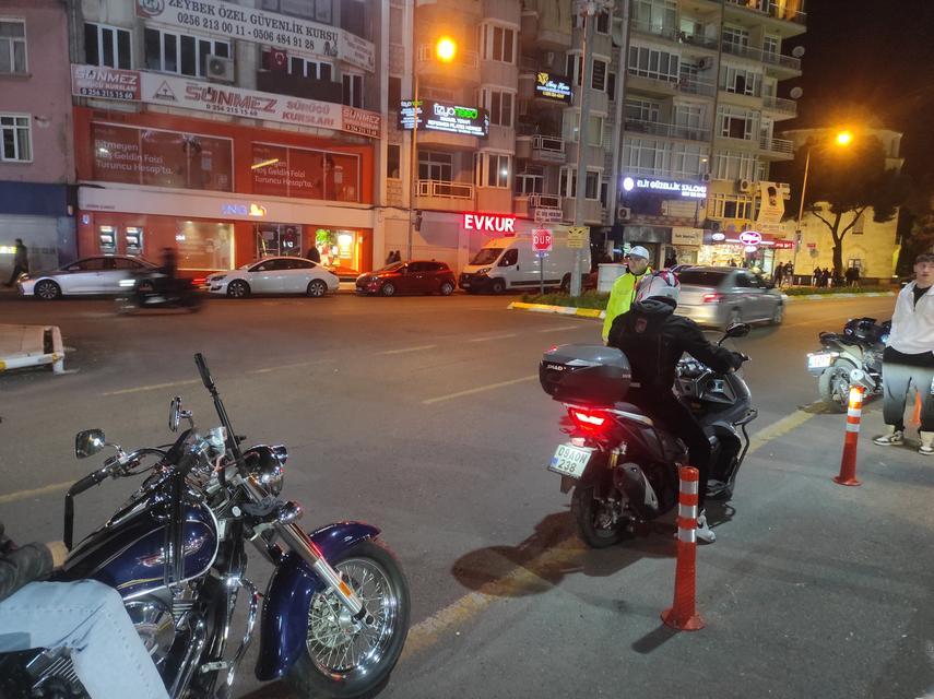 AYDIN'DA MOTOSİKLET DENETİMLERİ SIKLAŞTI
