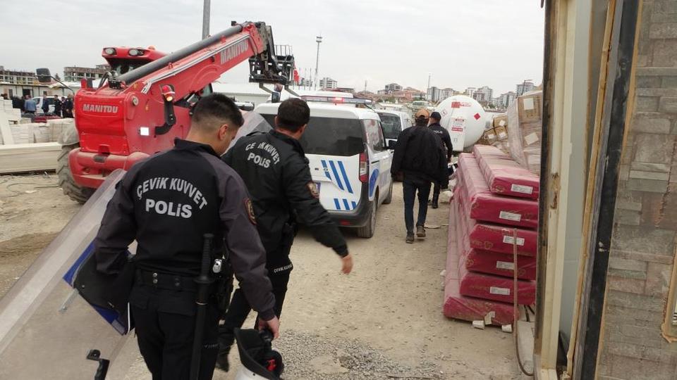 Şantiyede sopalı-bıçaklı kavga: 4 yaralı