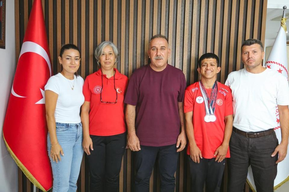 Özel sporcudan Aydın’a 4 gümüş madalya
