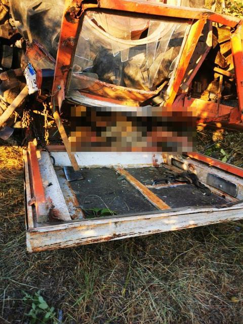 Traktör devrildi: 1 ölü