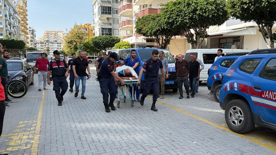 ALANYA'DA TARTIŞTIĞI KIZ KARDEŞİNİ BALKONDAN ATTI, ARDINDAN İNTİHAR ETTİ