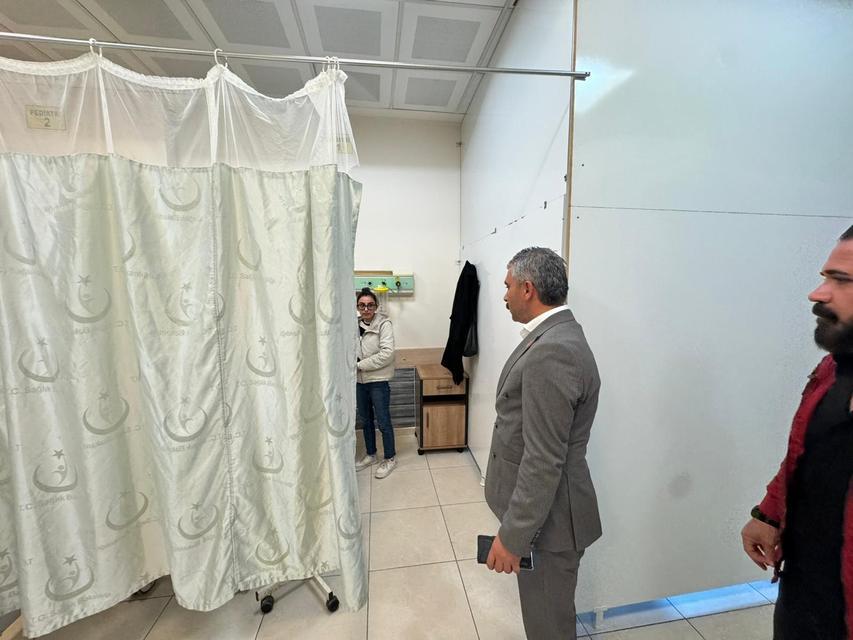 Yurtta kalan öğrenciler zehirlenme şüphesiyle hastaneye kaldırıldı