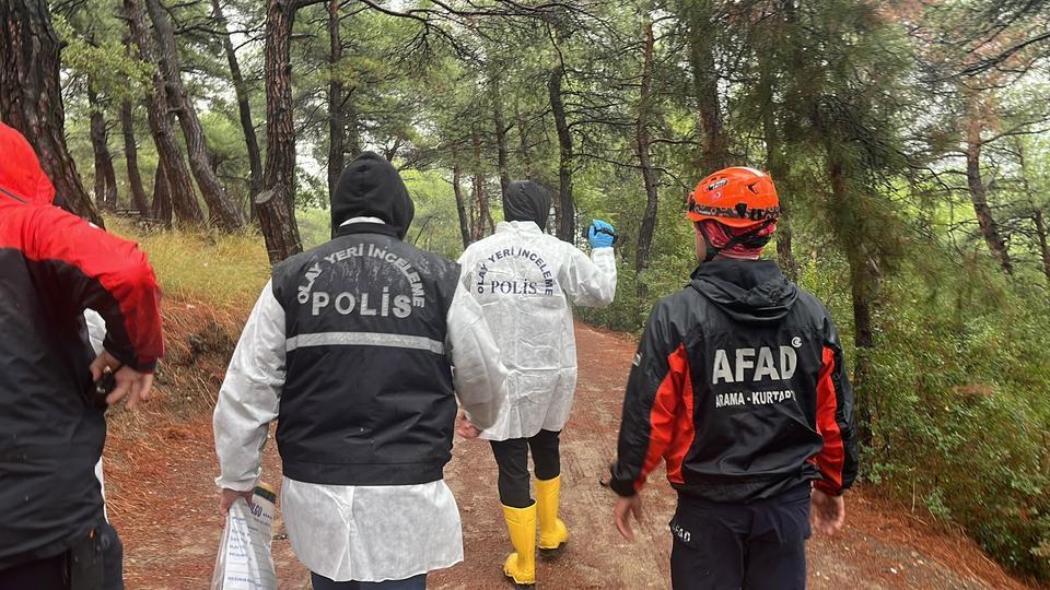Atatürk Kent Ormanı'nda esrarengiz olay: Cansız bedenin kimliği araştırılıyor