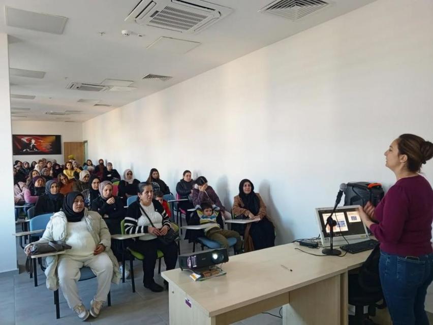 Nazilli'de kadınlar sağlık konusunda bilgilendirildi