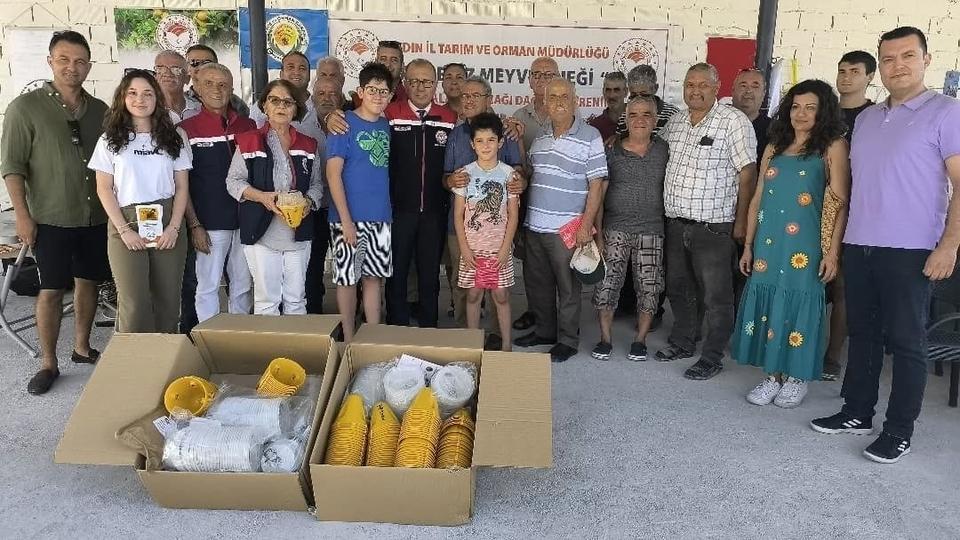 Aydın’da 12 bin 500 tuzak üreticilere dağıtıldı