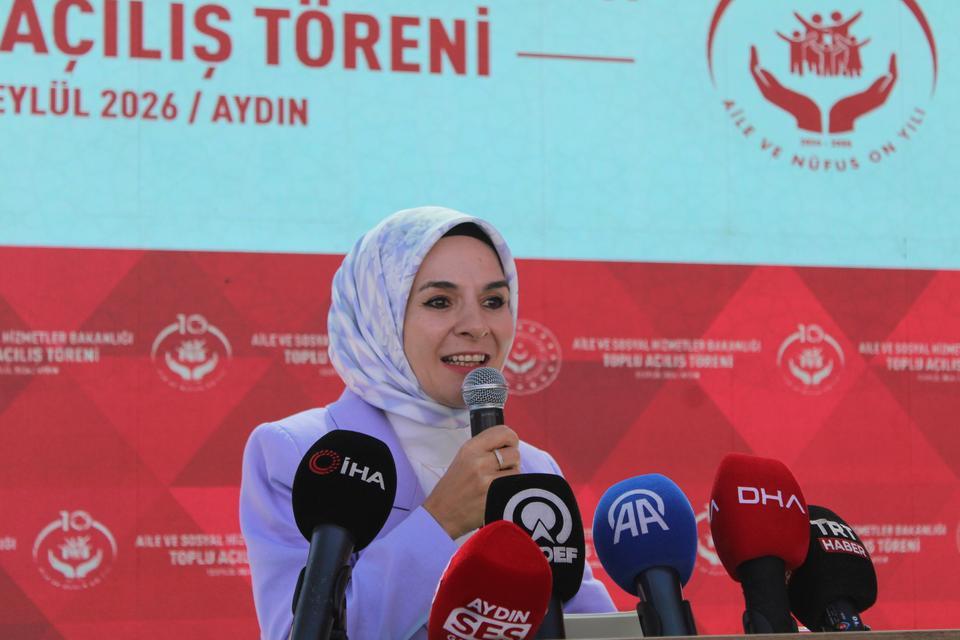 AİLE VE SOSYAL HİZMETLER BAKANI GÖKTAŞ AYDIN'DA 4 MERKEZİN AÇILIŞINI YAPTI BAKAN GÖKTAŞ: "SON 24 YILDA AYDIN'A, 20,4 MİLYAR LİRALIK YATIRIM VE DESTEKTE BULUNDUK"