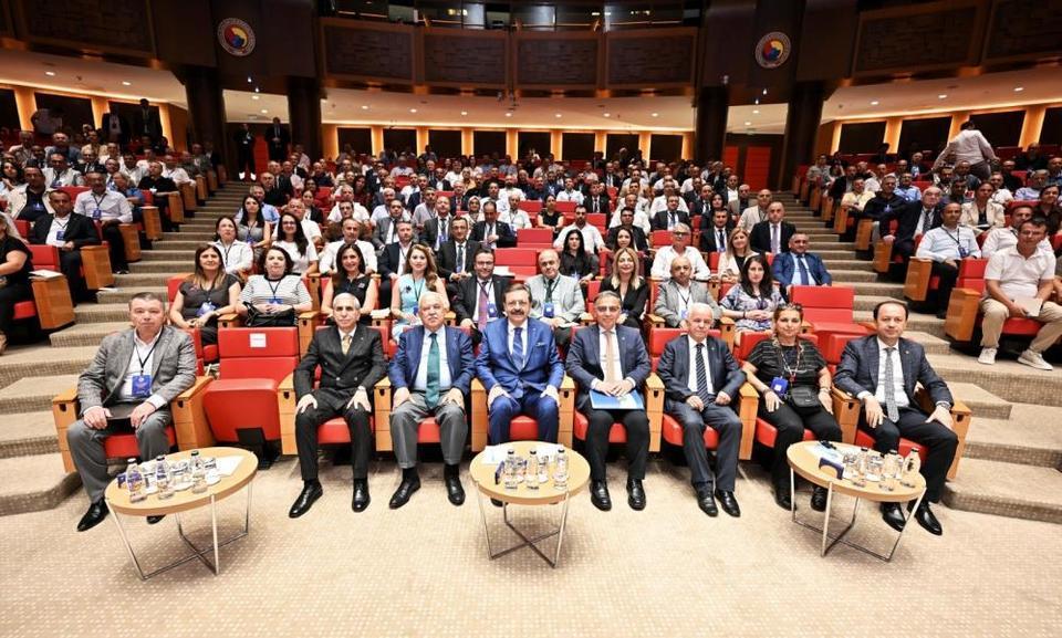 AYTO Genel Sekreteri Kahraman, TOBB Genel Sekreterler Bilgilendirme Semineri’ne katıldı