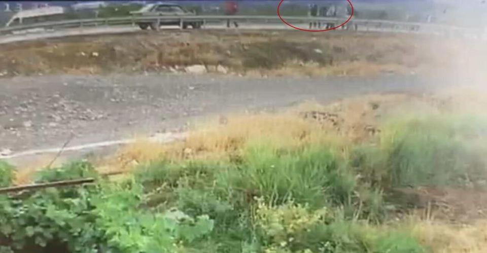Motosiklet minibüse çarptı: 1 ölü