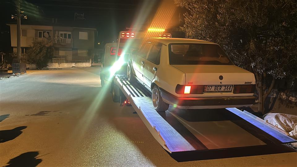 ÜÇÜNCÜ KEZ ALKOLDEN YAKALANMAMAK İÇİN POLİSİN ÜSTÜNE ARAÇ SÜRÜP KAÇTI, YARIM MİLYON LİRA CEZA YEDİ POLİSİN ÜSTÜNE ARAÇ SÜRDÜĞÜNÜ KABUL ETTİ, 'BAŞKA ÇAREM YOKTU' DİYEREK KENDİSİNİ SAVUNDU