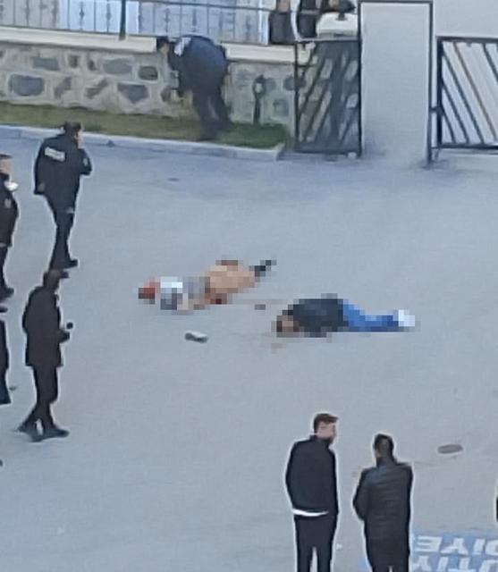 ÖNCE KADINI ÖLDÜRDÜ SONRA İNTİHAR ETTİ