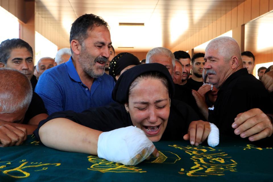 Bu acının tarifi yok: Baba ve 9 aylık oğlu aynı mezarda toprağa verildi