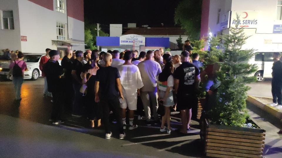 DENİZLİ'DE ÇOK SAYIDA MAHKUM ZEHİRLENME NEDENİYLE HASTANELERE KALDIRILDI