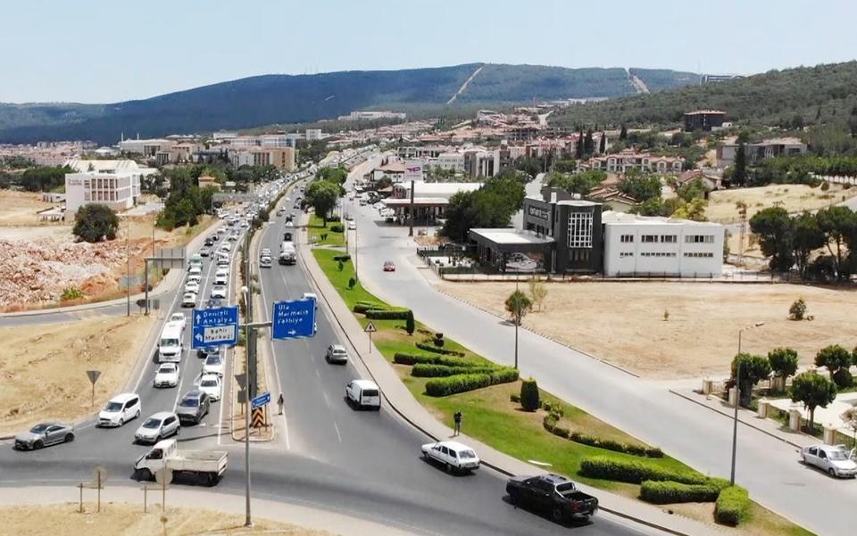 TATİLCİLERİN DÖNÜŞ ÇİLESİ BAŞLADI