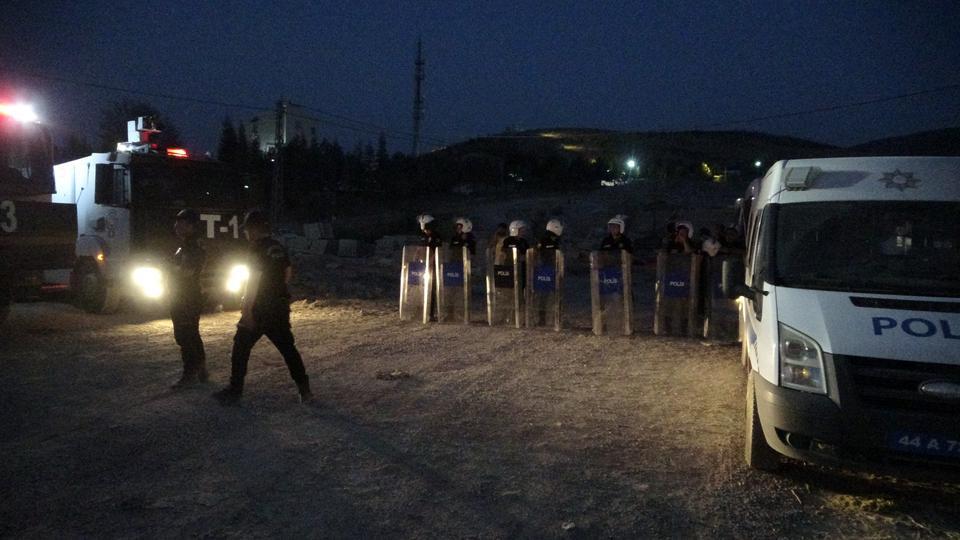 İşçiler arasında bıçaklı silahlı kavga