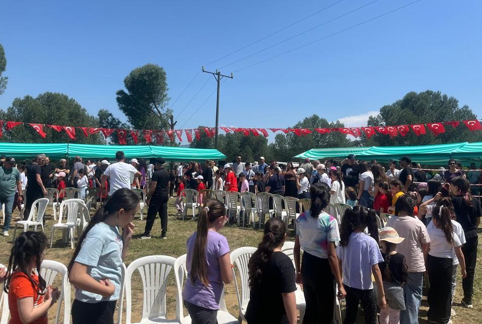 Alanlı Mahallesi’nde bahar coşkusu geleneği yaşatıldı