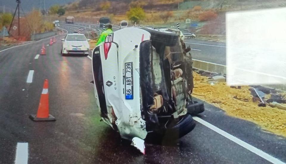 Otomobil yan yattı: 4 yaralı