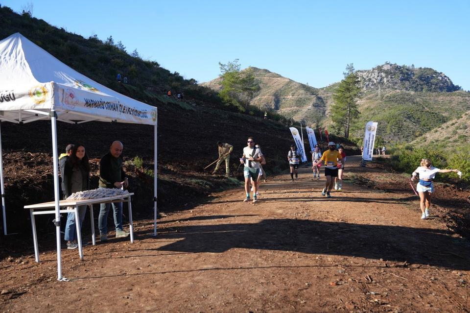 Marmaris Orman İşletme Müdürlüğü'nden Ultra Trail Maratonu'nda tohum atma etkinliği