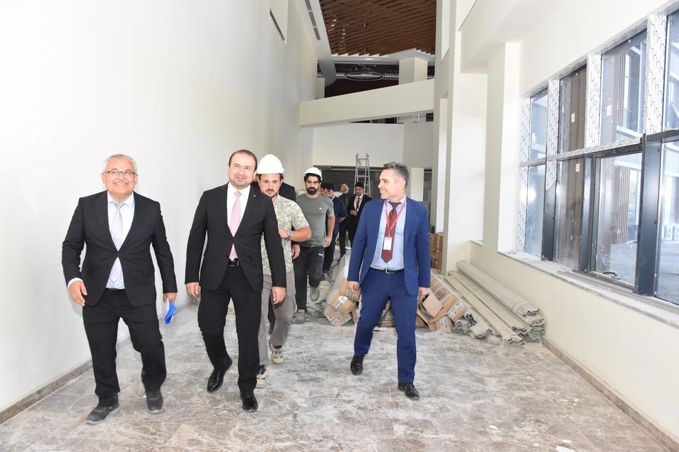 YENİ ÇİNE DEVLET HASTANESİ, HİZMET İÇİN GÜN SAYIYOR
