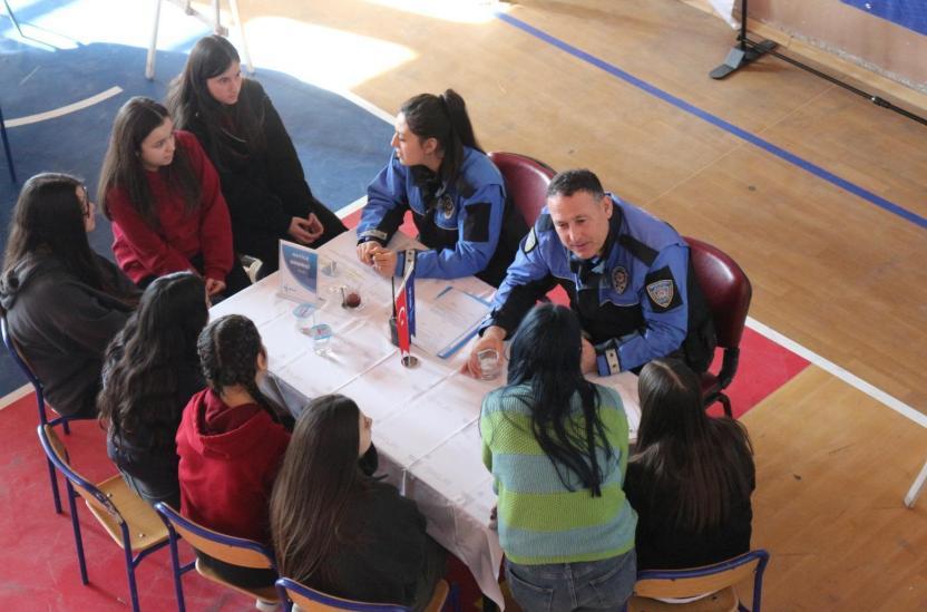 Aydın’da öğrencilere polislik mesleği anlatıldı