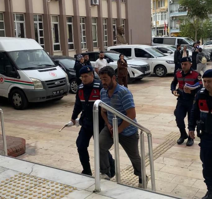 Aydın’da bıçaklı tanıdık kavgası