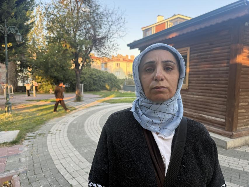 ESKİŞEHİR'DE 15 YAŞINDAKİ KIZ ÇOCUĞU KAYIPLARA KARIŞTI, ANNESİ ENDİŞELİ ANNE ZEKİYE AKAY: "BANA, 'ANNE BEN 40 DAKİKA İÇİNDE GELMEZSEM POLİSE HABER VER' DİYE MESAJ ATTI"