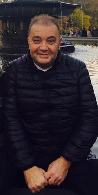 Didim'de iş insanı sevenlerini yasa boğdu