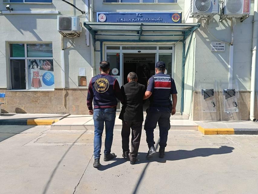 ORMANDA GİZLENEN ZANLI JASAT OPERASYONUYLA YAKALANDI
