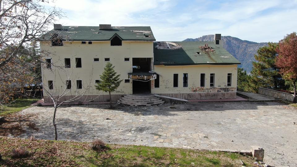 MERHUM VALİ RECEP YAZICIOĞLU'NUN HAYALİ YARIM KALDI AYDIN'IN 'MARKA YÜZÜ' OLACAKTI, KARANLIĞA GÖMÜLDÜ