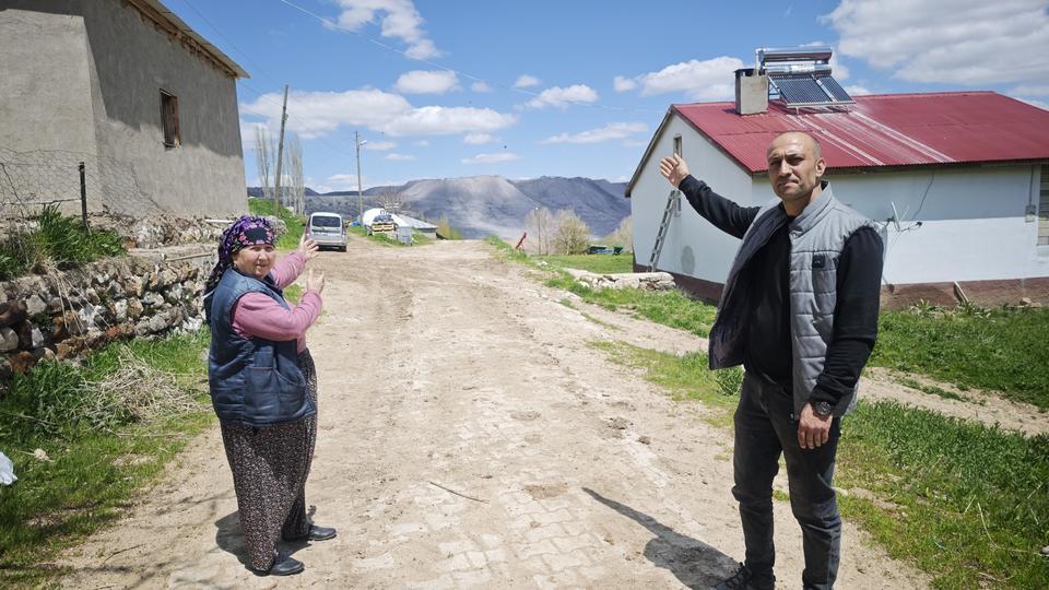 Bu köyde adeta normal ölüm unutuldu