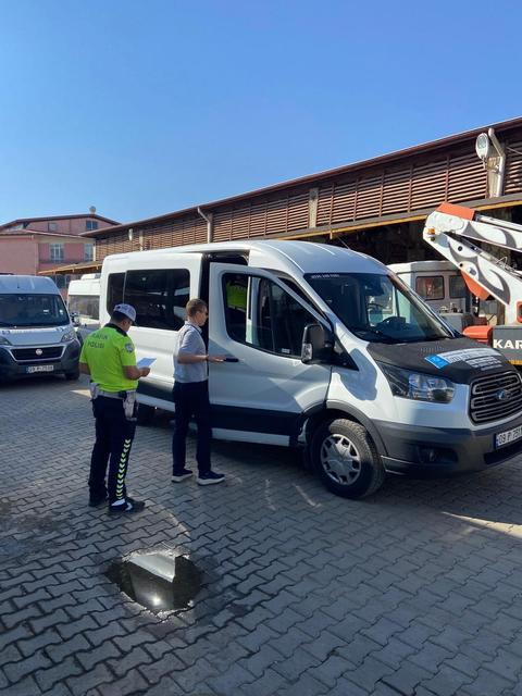 Karacasu’da okul servis araçlarına güvenlik denetimi