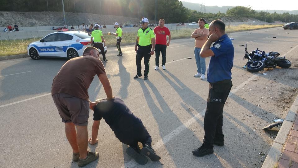 BABALAR GÜNÜ'NDE OĞLUNUN ÖLÜM HABERİNİ ALDI, FERYATLARI YÜREKLERİ DAĞLADI OĞLUNU MOTOSİKLET KAZASINDA KAYBEDEN ACILI BABA: "YAPMA DEDİM, BİNME DEDİM OĞLUM"