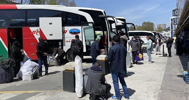 Uçak ve otobüs biletlerine zam yağmuru: Bayram yolculuğu hayal oldu