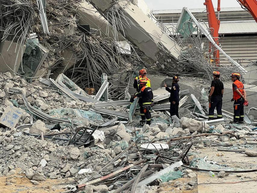TAYLAND'DA HİSSEDİLEN DEPREMDE CAN KAYBI 17'YE YÜKSELDİ BANGKOK'TAKİ GÖKDELENİN ENKAZINDA ARAMA ÇALIŞMALARI SÜRÜYOR