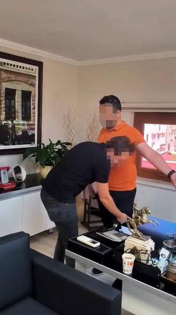 BAKLAVA KUTUSUNDA 110 BİN EURO RÜŞVET İDDİASIYLA MAHKEMEYE SEVK EDİLEN BAŞKAN YARDIMCISI TUTUKLANDI