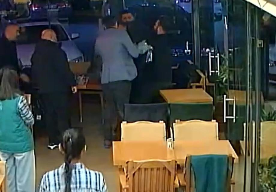 İçtiği çay nefes borusuna kaçtı, Heimlich manevrası kurtardı