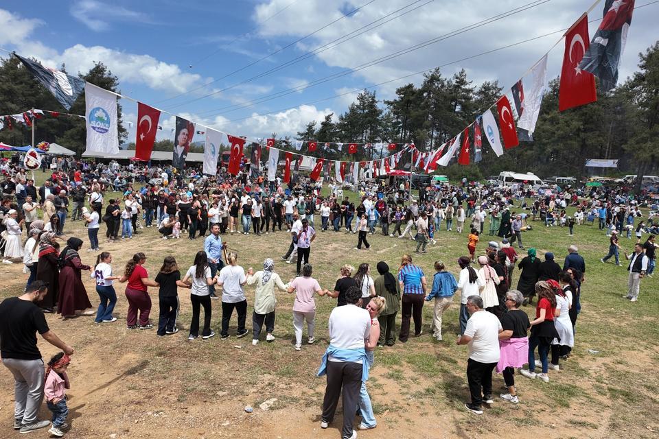 Söke’de Karadenizliler yayla coşkusunu yaşadı