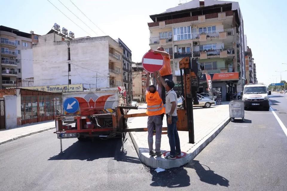 İncirliova'da trafik akış yönü değişti