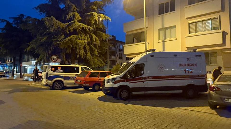 Belediye çalışanı evinde ölü bulundu