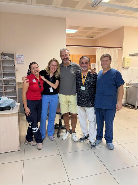 Aydın'da sevilen doktor veda etti