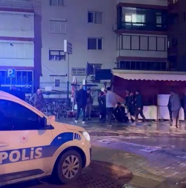 Parkta kanlı tartışma