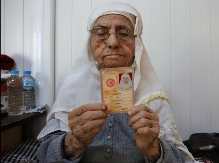 Aydın'da 101 yaşındaki Kübra Nine'nin imrendiren ölümü