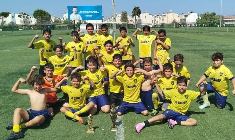Bucaspor Söke Futbol Okulu’ndan çifte başarı