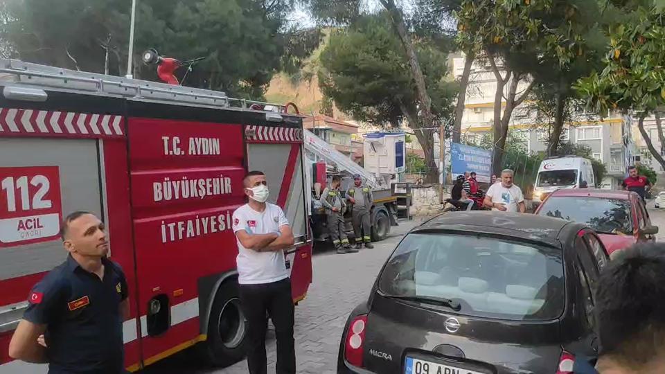 OCAKTA UNUTULAN YEMEK YANGIN PANİĞİNE NEDEN OLDU